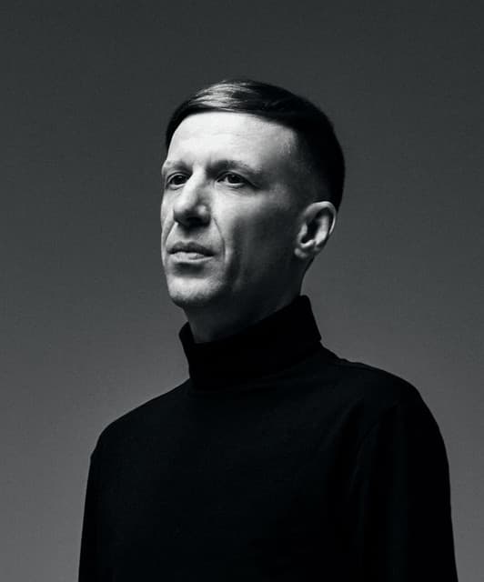 Ten Walls