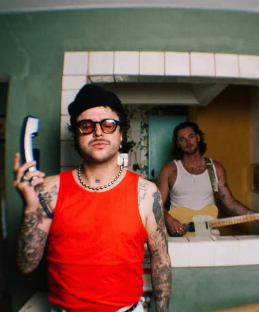 lovelytheband
