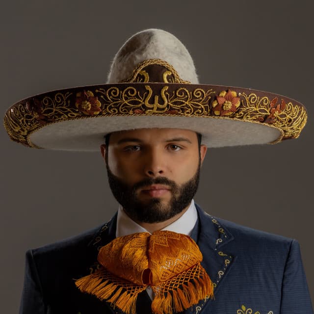 Leonardo Aguilar