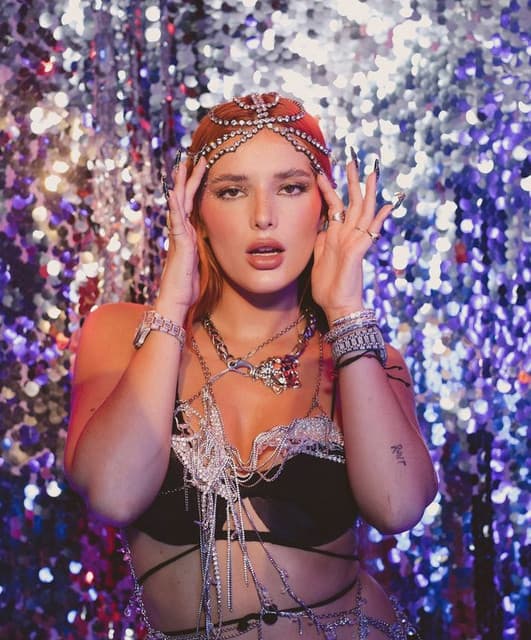 Bella Thorne