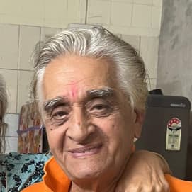 Shobhraj Khatri