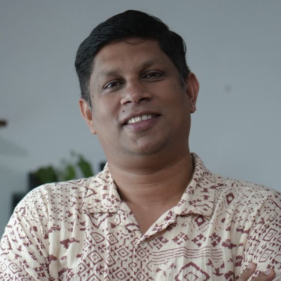 Manu Manjith
