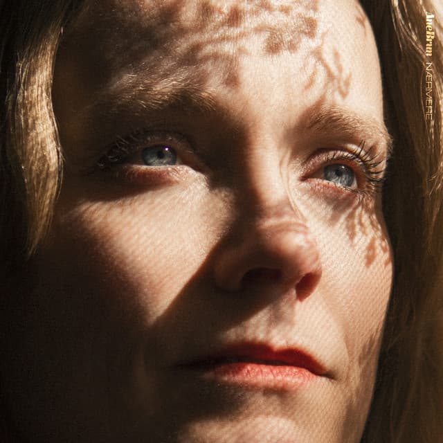 Nærmere cover art