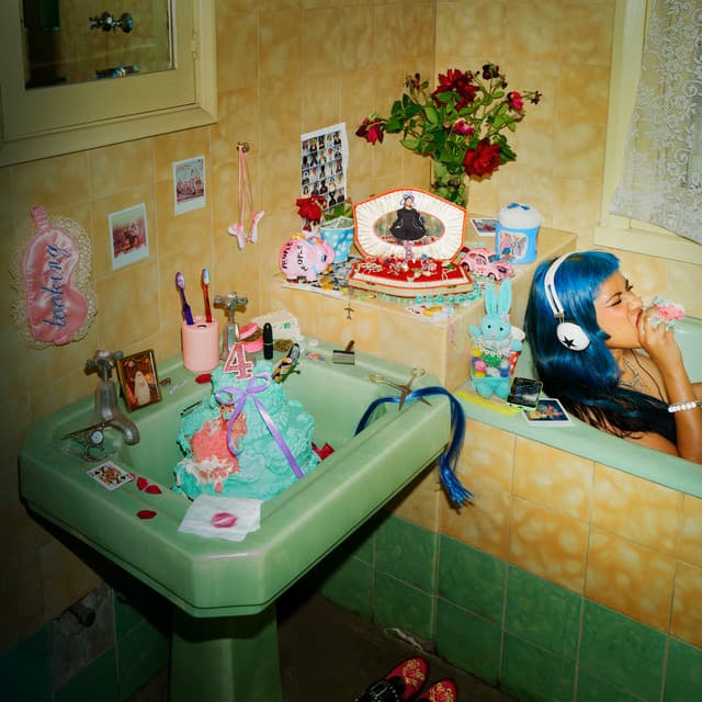 LOOKING FOR PEOPLE TO UNFOLLOW cover art
