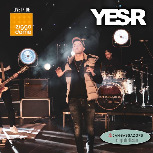 Leipe Mocro Flavour (feat. Livv) - Live in de Ziggo Dome cover art