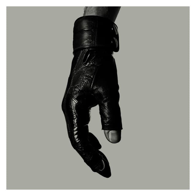 Howl (feat. Zola Jesus) cover art